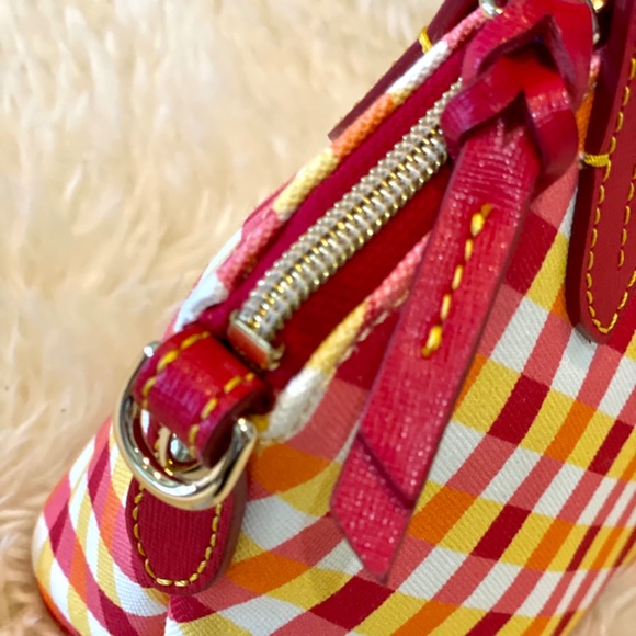 New Dooney & Bourke Small Crossbody with leather strap - Picture 8 of 10